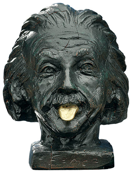 Skulptur Einstein-Kopf mit goldener Zunge - J. Nemecek